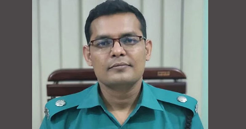 বরখাস্ত হচ্ছেন সেই পুলিশ কর্মকর্তা